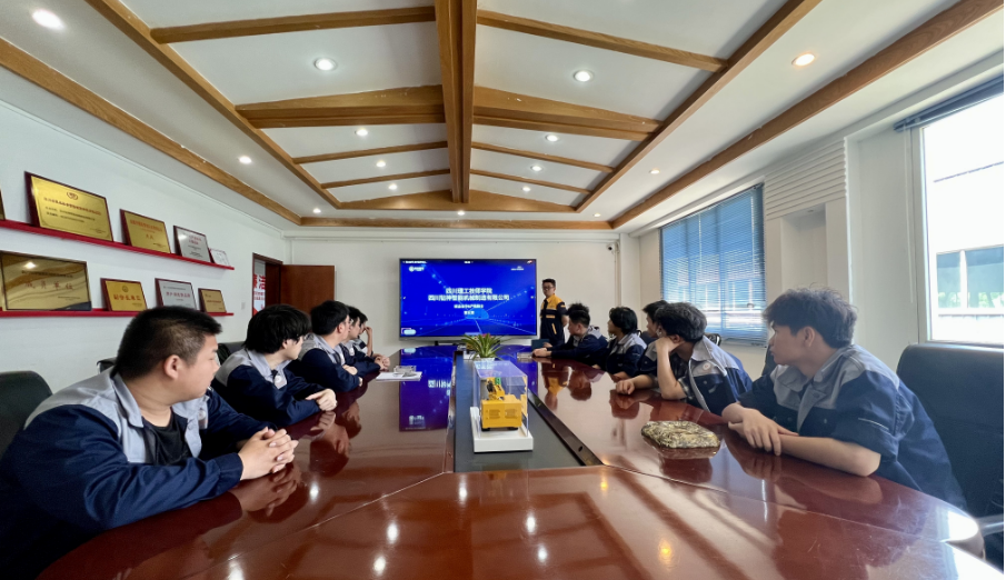 深化產(chǎn)教融合 共筑智造未來 | 四川鉆神智能機械制造有限公司與四川理工技師學(xué)院第五屆校企合作啟動儀式圓滿舉行
